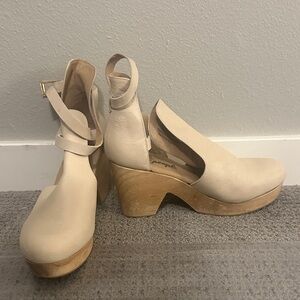 Free People Cream Platform Shoes 41